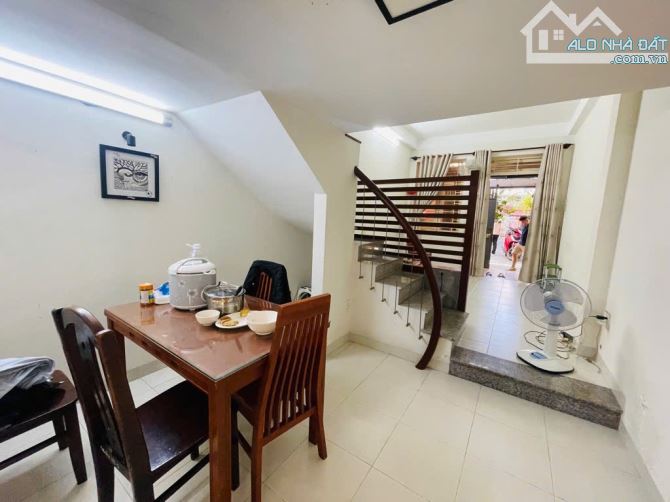 🔥HẺM XE HƠI🔥NGUYỄN GIA TRÍ D2🔥- P.25 BÌNH THẠNH - 4 TẦNG💥40M2💥- CHỈ 5.x TỶ