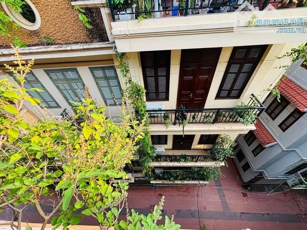 NHÀ PHÂN LÔ PHỐ VĂN CAO, LIỄU GIAI, BA ĐÌNH, 50M², 5 TẦNG, MẶT TIỀN 4.6M, GIÁ 15.8 TỶ