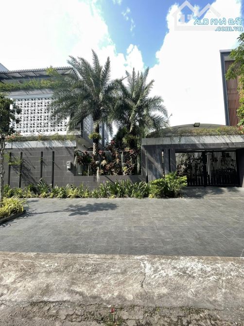 CHO THUÊ BIỆT THỰ SÂN VƯỜN KDC HƯNG PHÚ 1, CÁI RĂNG, CẦN THƠ - NHÀ KẾ BÊN SIÊU THỊ GO