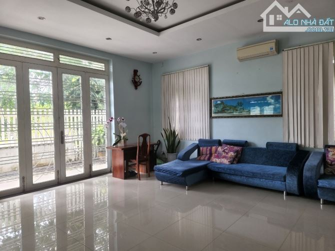 Biệt Thự 2 lầu khu Công Ty 8 đường 12, đối diện Công Viên, Hưng Thạnh, Cái Răng, Cần Thơ