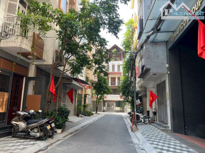 Bán nhà phân lô, vỉa hè, ôtô tránh, Phùng Chí Kiên, Cầu Giấy 66m2 5 tầng MT 4.5m 17.5 tỷ