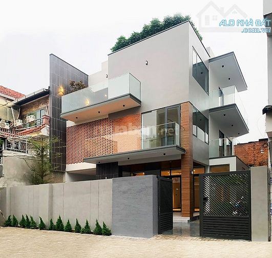 Đất Mặt Tiền Ngay Bùi Đình Túy, P12, Bình Thạnh, 10x46m, nh 27m2, cn 700m2, Giá 75 tỷ