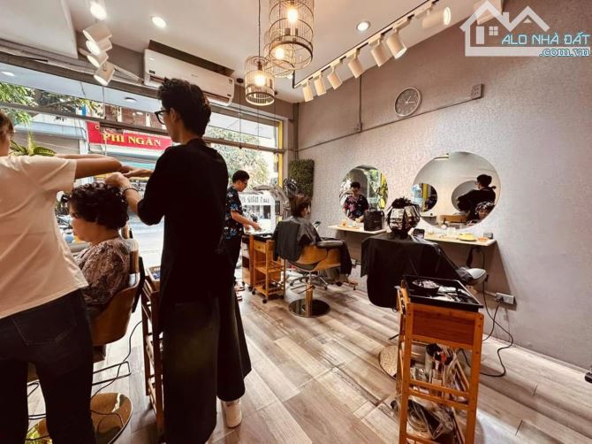 💎THÁI THỊNH🌳MẶT PHỐ, NGÃ 4, VỈA HÈ KINH DOANH TỐT🔥BÁN  𝟮𝟬.𝟯 TỶ
