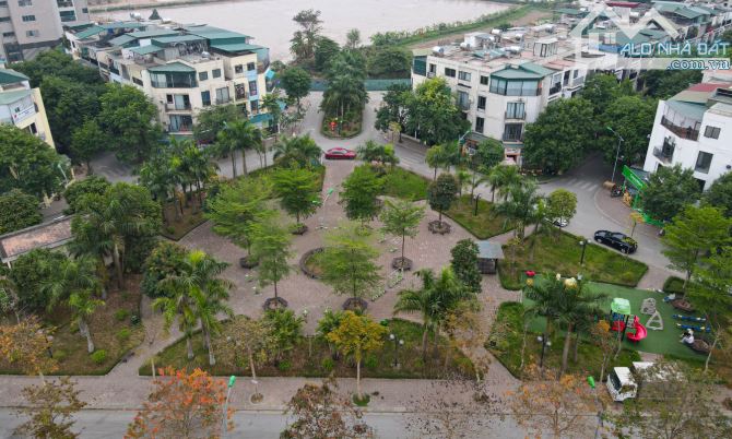 Cho thuê căn hộ chung cư Báo nhân dân Mỹ Đình, 100m2 3 ngủ đủ đồ 12 triệu