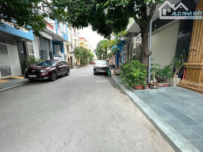 BÁN NHÀ 5 TẦNG PHÂN LÔ VĂN CAO – 75M² – CÓ THANG MÁY – GIÁ CHỈ 12,2 TỶ 💥