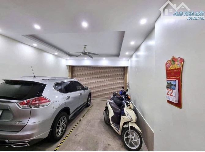 CHÍNH CHỦ BÁN GẤP NHÀ MẶT PHỐ LÝ NAM ĐẾ 130M2 - 4 TẦNG - 50 TỶ - Ô TÔ TRÁNH - KINH DOANH