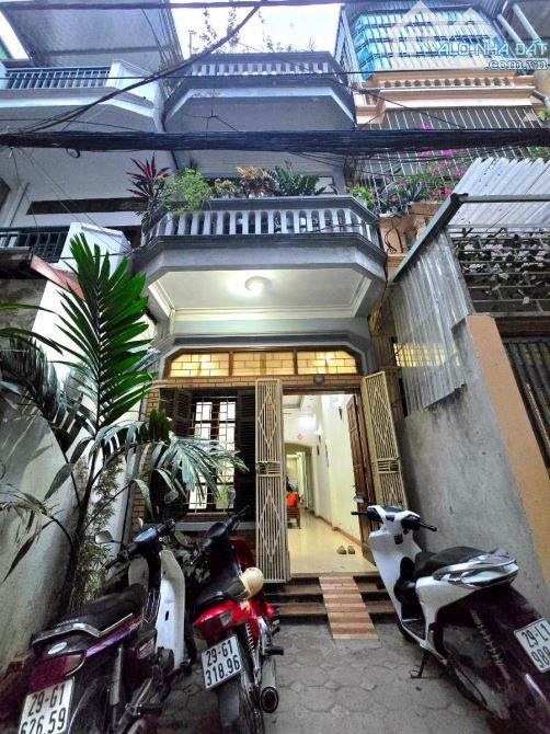 SIÊU PHẨM -KHUẤT DUY TIẾN-PHÂN LÔ- Ô TÔ TRÁNH- CHẠY VÒNG QUANH-NGÕ THÔNG TỨ TUNG