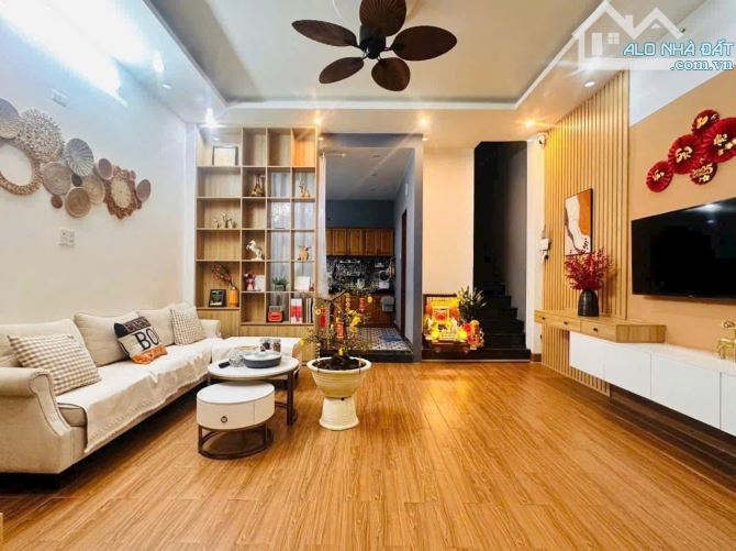 Bán nhà 3 mê hẻm ô tô khu Ghềnh Ráng dien tích 40m2 giá 2ty600 có thuong luong