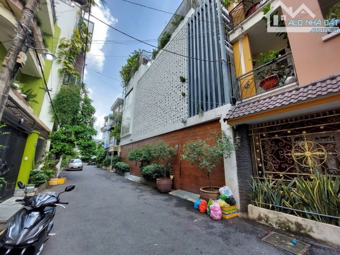 Bán nhà khu biệt thự 343 nguyễn trọng tuyển- Dt: 7,5x15m—4 tầng—21,5 tỷ