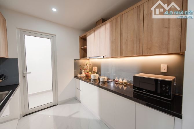 Cho thuê căn hộ mới  tại chung cư Conic Boulevard, DT: 84,32 m2, 2PN, 2WC giá rẻ 7tr - 10