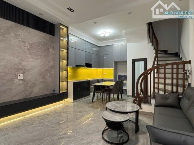 BÁN NHÀ PHỐ BỒ ĐỀ, GARA Ô TÔ, NỘI THẤT. CAO CẤP - CHỈ 13 TỶ - 2
