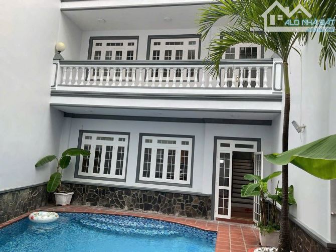 Biệt thự hồ bơi ngay trung tâm cách chợ Bến Thành, Q1 chỉ  1km, 259.9m2 đất, chỉ  80 tỷ - 1