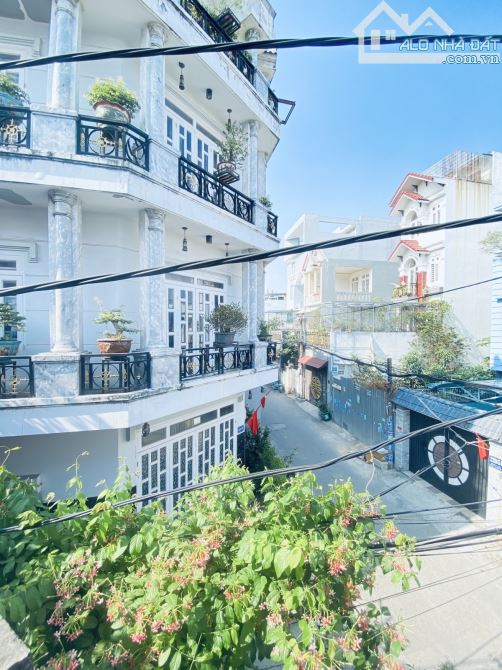 Nhà ngộp 56m2. 2 tầng. Liên khu 4-5. BHHB. Bình Tân. Chỉ 3.7T - 1