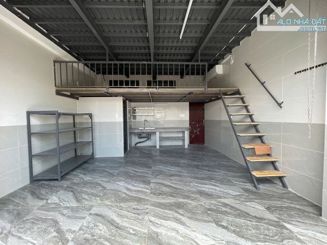 55 CHDV thu nhập 180 triệu/tháng - đường Nguyễn Xiển đối diện Vinhomes - DT 20 x 30 = 600m - 1