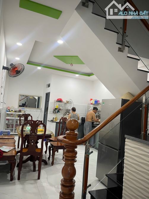🏡(Q.BÌNH TÂN) BÁN NHÀ 2 TẦNG - KHU MIẾU GÒ XOÀI - DT 62M2 - CÒN MỚI - HẺM 4M THÔNG 5,3TỶ - 1