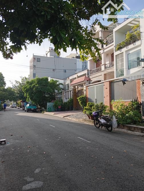 Bán Biệt Thự Lô Góc Mặt Tiền P.Tân Quy_Quận 7_180M2+3Tầng;Ngang 8.2M;Đường 16M;Chỉ 30Tỷ TL - 1