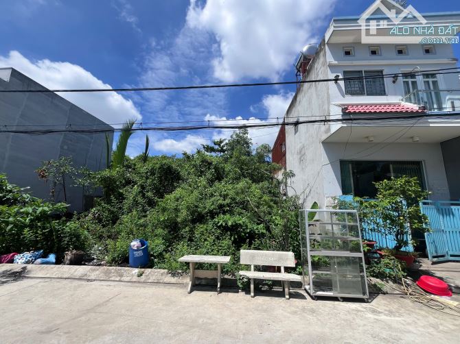 121m2 ngang 8m. KDC hiện hữu, Mặt đường 10m, Sổ Riêng, xã Long Thới. Giá 4,3 tỷ - 1