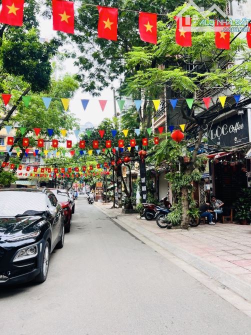 NGÕ TO ĐẸP - VỈA HÈ - 53m2 HAI THOÁNG - PHÂN LÔ HUỲNH THÚC KHÁNG - KD CHẤT - 1
