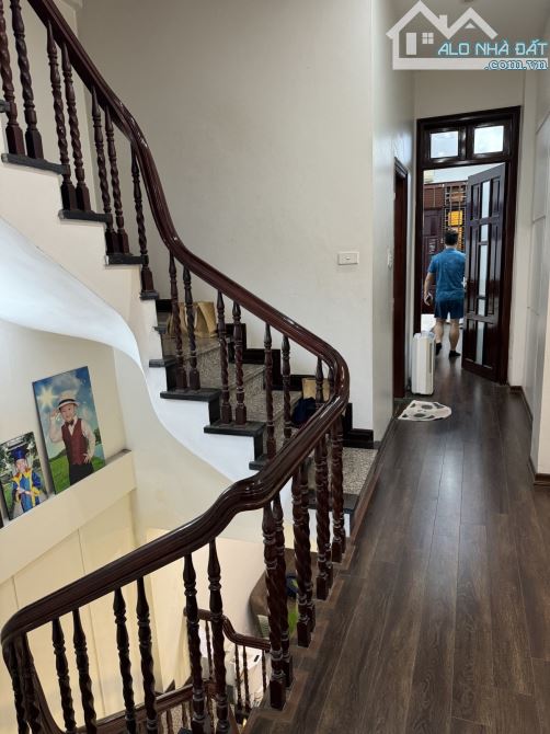 Bán nhà Doãn Kế Thiện, Cầu Giấy 75m2 4 tầng đường ô tô tránh, có gara. Giá chào 17.5 tỷ - 1