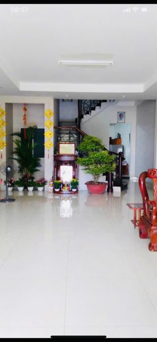 Nhà mặt tiền đường D1 khu nam long DT 156m, 5 tầng khu vip - 1
