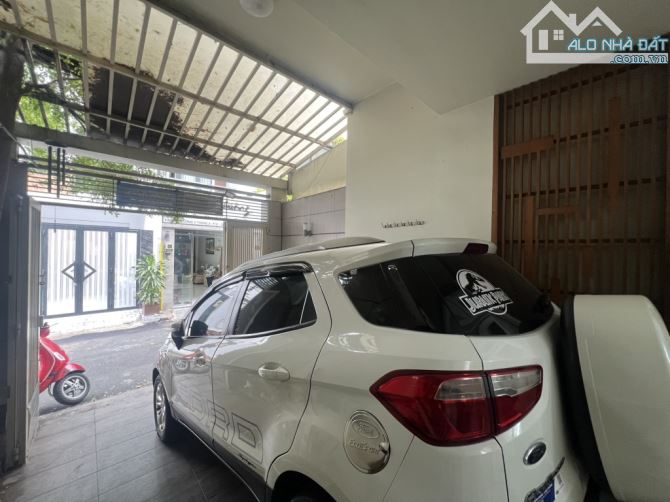 Bán nhà khu vip Sư Vạn Hạnh, 6 tầng lung linh, xe hơi vivu - 1
