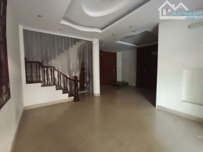 Cho thuê nhà liền kề KDT Vĩnh Hoàng - Đền Lừ - Tam Trinh 120m2x4T mới đẹp, giá 25tr/th - 1