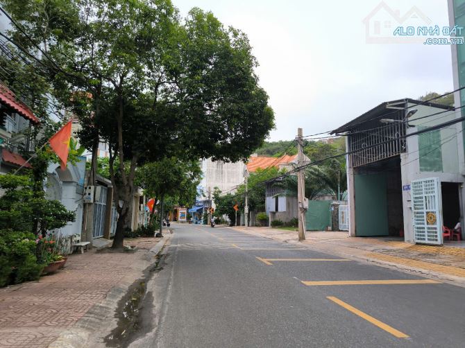 BÁN ĐẤT MẶT TIỀN PHAN CHU TRINH - DT 144.5M2 SỔ ĐỎ CÁ NHÂN - GIÁ CHỈ 11 TỶ CÁCH BIỂN 900M - 1