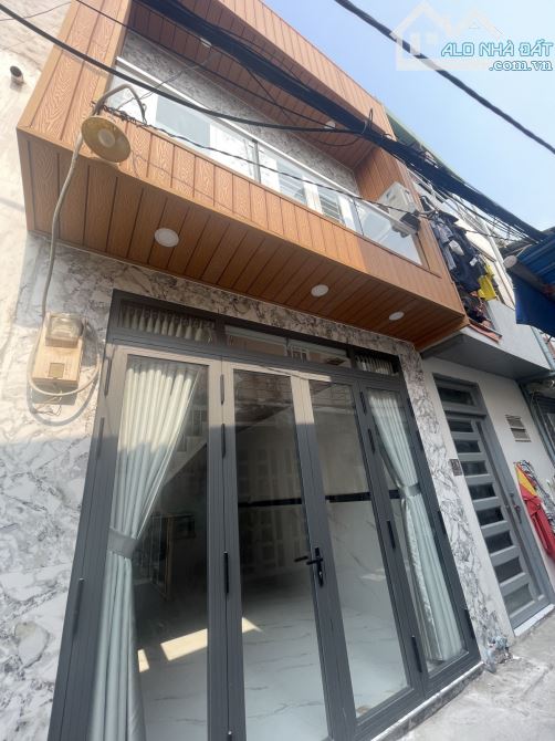 BÁN NHÀ HIỆP BÌNH CHÁNH 2 TẦNG - 2 PN - HOÀN CÔNG - HẼM RỘNG - CÁCH XE HƠI 1 CĂN - 1