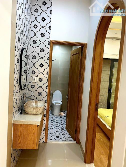Nhà Hẻm Ô tô Đường Nguyễn Đức Trung, Dt 205m2, Nhà 2 Tầng, Giá 9,1 Tỷ - 1