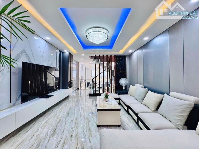 ⚠️GẤP ! NHÀ XÂY MỚI PHỤNG CHÂU - 4 TẦNG , OTO ĐỖ TẢI ĐỖ CỬA . GIÁ 3.4xTỶ - 1