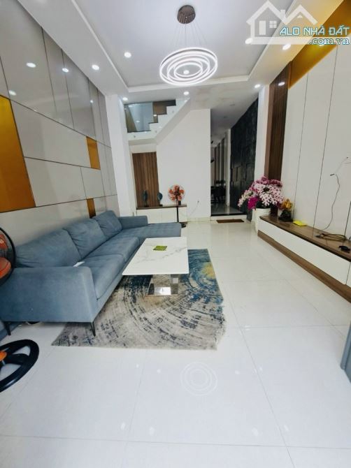 Bán Nhà 5 Tầng Thiết Kế Hiện Đại Khu Đồng Bộ Có Vỉa Hè P.Thạnh Lộc Q.12- 60m-6,35 tỷ - 1