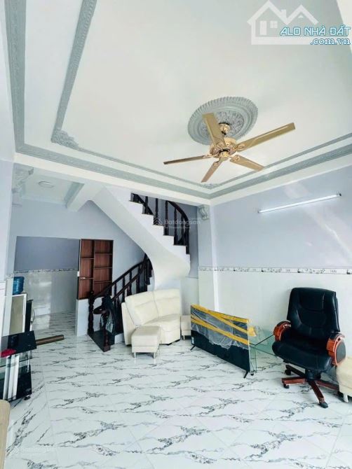 GOM GẤP ! NHÀ MTKD NGUYỄN VĂN LUÔNG P10 Q6 (4X10) TRỆT 3 LẦU, VIEW ĐẸP. GIÁ CHỈ 8 TỶ TL - 1
