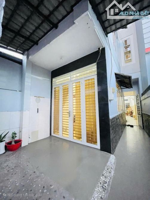 Hiếm! Nguyễn Văn Quá - hẻm xe hơi thông - nhà 3 tầng - 4x21m - 1