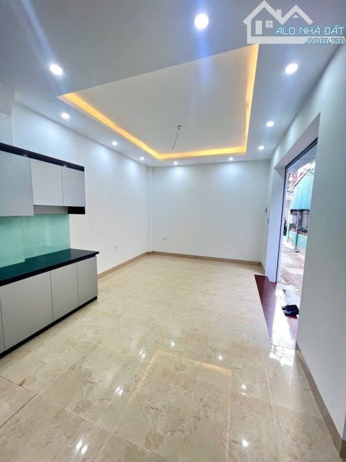 Nhà 4 tầng Trung Đoàn 664 Vĩnh Quỳnh - 1
