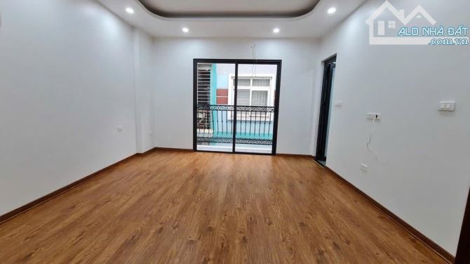 BÁN NHÀ TRẦN QUỐC VƯỢNG CHỦ NHÀ CẮT LỖ TRƯỚC KHI LUẬT THUÊ CÓ HIỆU LỰC . 35 M2 GIÁ 6.25 T. - 1