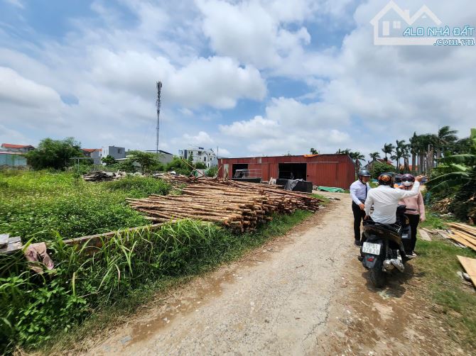 Cần bán lô đất mặt trục đường An Phú, ngay NVH Trang Quan , đường rộng thoáng mát. - 2