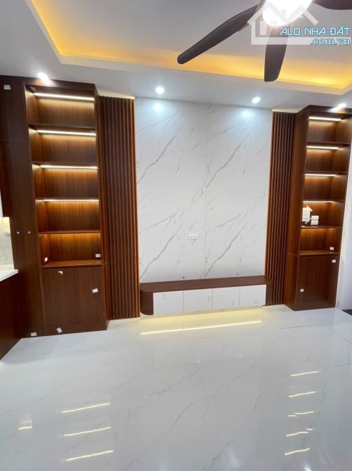 Bán nhà TÂY MÔ ,ô tô đỗ cổng,view Vinhomes Smart City,dt31m,5 tầng,hơn 5 tỷ - 2