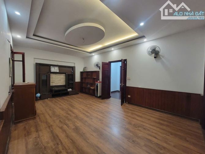 Bán nhà Liền Kề KĐT XALA Lô Góc, Vỉa hè rộng, Kinh doanh đỉnh - DT 125M2, MT 16m, giá 33tỷ - 2