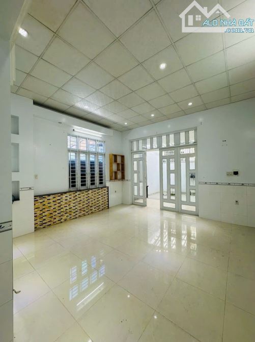Bán nhà 118m2 sân ô tô ngay TT-Biên Hòa- P.Trung Dũng, SHR thổ cư, đường ô tô vào tận nhà, - 2