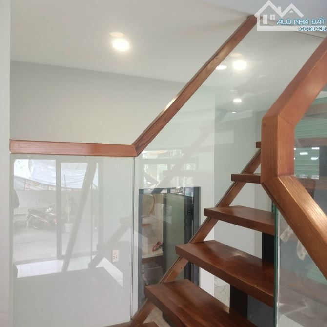 Lô góc 2 mặt tiền - Nguyễn Thị Kiểu - ngang 7m - 124m2 - 28tr/tháng - Giá 14,5 tỷ - 2