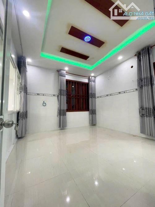 CHỦ GỬI NHÀ GÁC ĐÚC SỔ RIÊNG THỔ CƯ KP1 - P. TÂN PHONG - BIÊN HOÀ. GIÁ CHỈ 1,990 TỶ - 2