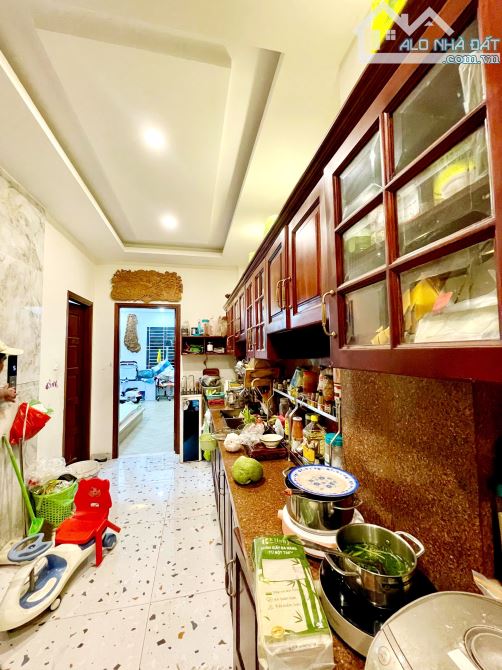 Giảm Hơn 3 Tỷ, Nhà 6 Lầu 6x30m Mặt Tiền Đường Nguyễn Thị Sóc Hóc Môn Giá 13.9 Tỷ - 2