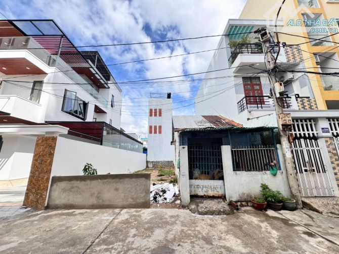 CẦN BÁN LÔ ĐẤT HẺM ĐƯỜNG DƯƠNG HIẾN QUYỀN, TP NHA TRANG GIÁ 14,5 TỶ - 2