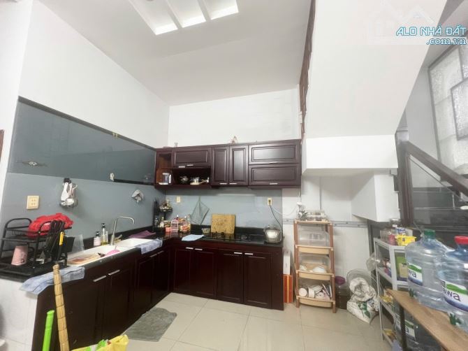 BÁN NHÀ ĐẸP 3 TẦNG, 4PN- HIỆP BÌNH CHÁNH - THỦ ĐỨC - CHỈ 4,9 TỶ - SỔ HỒNG CHÍNH CHỦ - 2