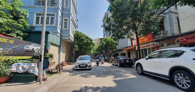 ĐẲNG CẤP, Building phố Dương Khuê - Cầu Giấy 110m2 x 10 tầng, mặt tiền ~10m, chỉ 68 tỷ. TL - 2