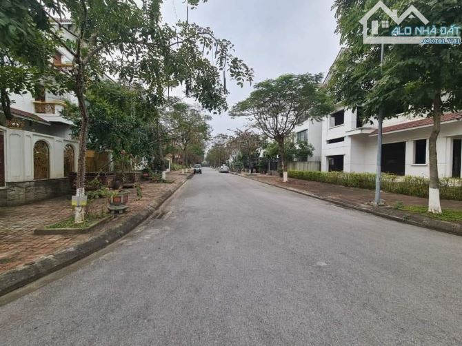 Pán lô đất BT đã có sổ làn 3 đường Đấu Mã kđt Phúc Ninh, tp BN. Giá hơn 15 tỷ - 2