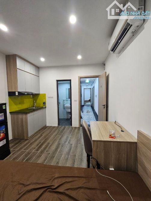 Tòa Nhà Dòng Tiền Trung Kính, 70m2, 6 tầng, 18 phòng, DT 80tr/tháng, giá 16 tỷ - 2