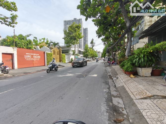 GẦN 200M2, 8x23M HẺM XE HƠI NGUYỄN VĂN LUÔNG QUẬN 6,DÒNG TIỀN CHO THUÊ KHOÁN 15 TRIỆU/THÁN - 2
