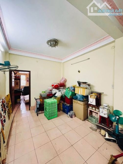 🏡 Bán nhà CMT8 P.13 Q.10, thiết kế đẹp, nở hậu, 7.x tỷ! - 2