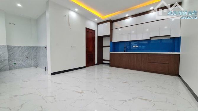 BÁN NHÀ TRẦN QUỐC VƯỢNG CHỦ NHÀ CẮT LỖ TRƯỚC KHI LUẬT THUÊ CÓ HIỆU LỰC . 35 M2 GIÁ 6.25 T. - 2